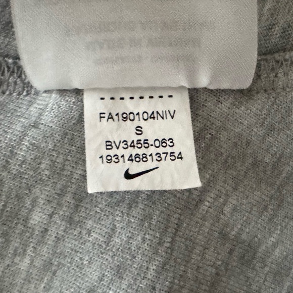 Nike Sportswear Tech Fleece Windrunner Full Zip Hooded Jacket Women’s size small - Picture 4 of 12